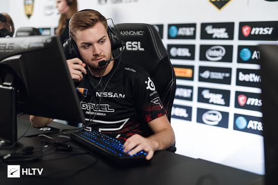 朱凯谈到 Invictus Gaming 教练：他在原则上有问题，我对Daeny的印象不好